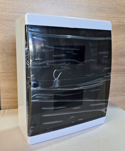18 WAY Surface Distribution Box Transp IP54